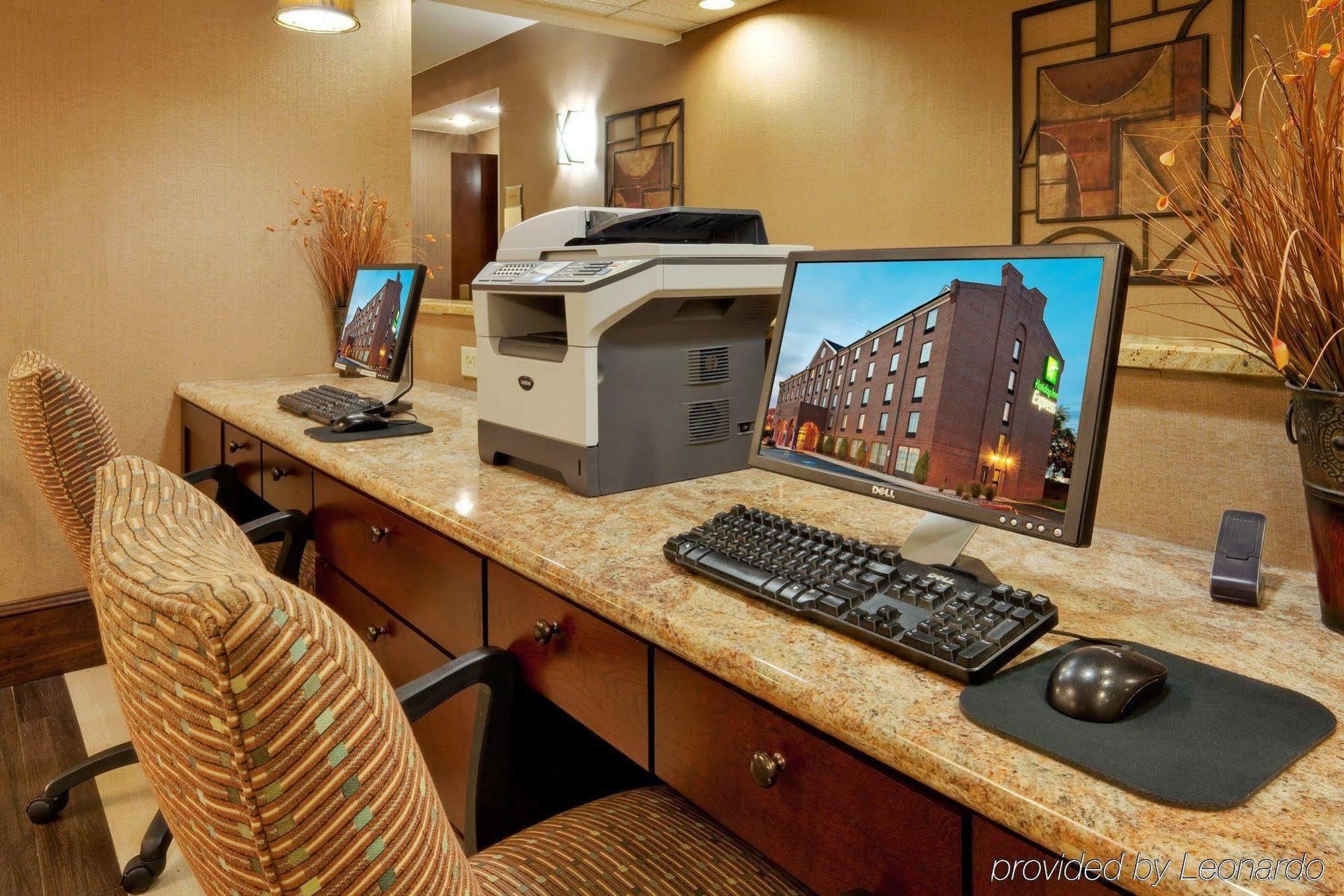 Holiday Inn Express Harrisburg East By Ihg Ngoại thất bức ảnh